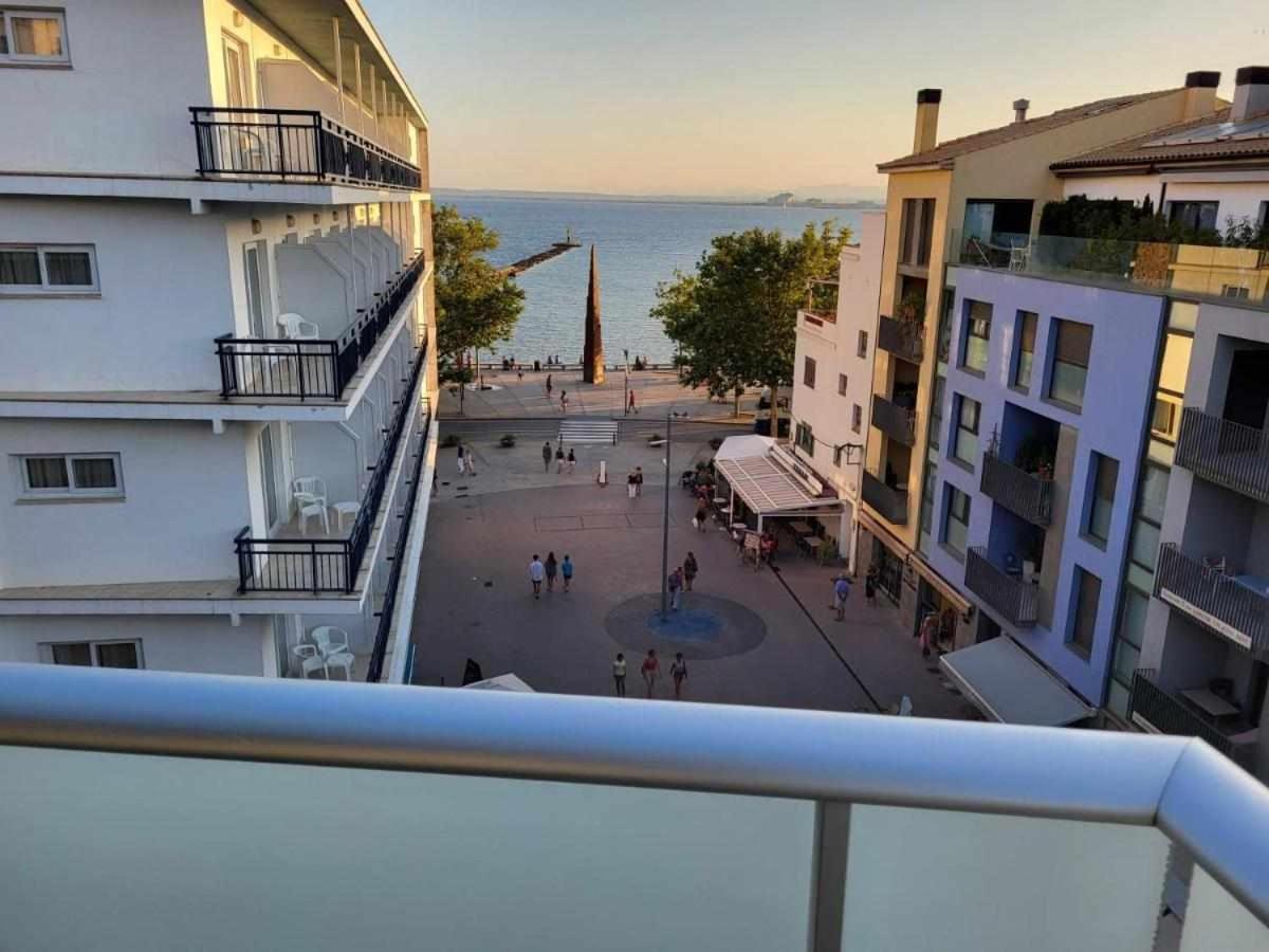 Roses Casc Antic Sl Sant Elm 4 Lägenhet Exteriör bild
